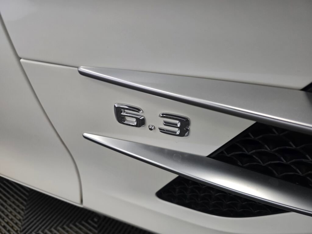 Used 2012 Mercedes-Benz SLS AMG Roadster image 26