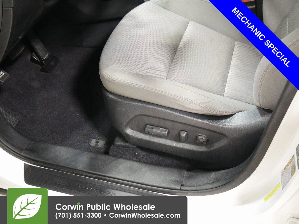 Used 2013 Hyundai Santa Fe GLS w/ Popular Equipment Pkg image 11