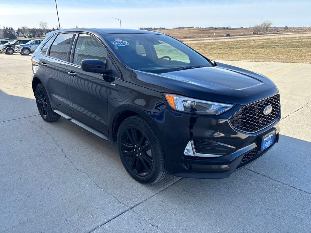 Used 2024 Ford Edge ST-Line AWD/4WD image 3