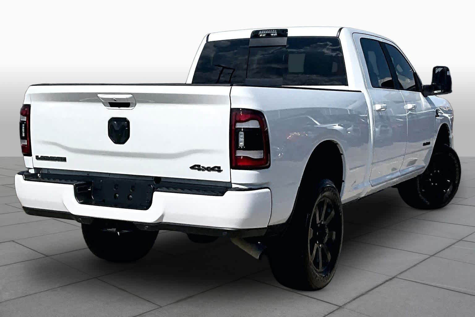 Used 2024 RAM 2500 Laramie w/ Night Edition AWD/4WD image 13