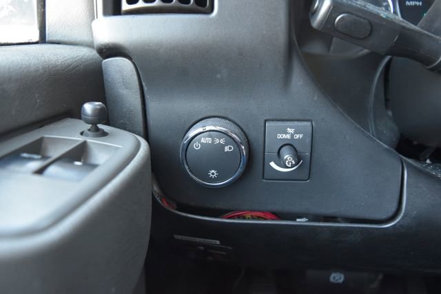 Used 2020 Chevrolet Express 3500 w/ Power Convenience Package image 15