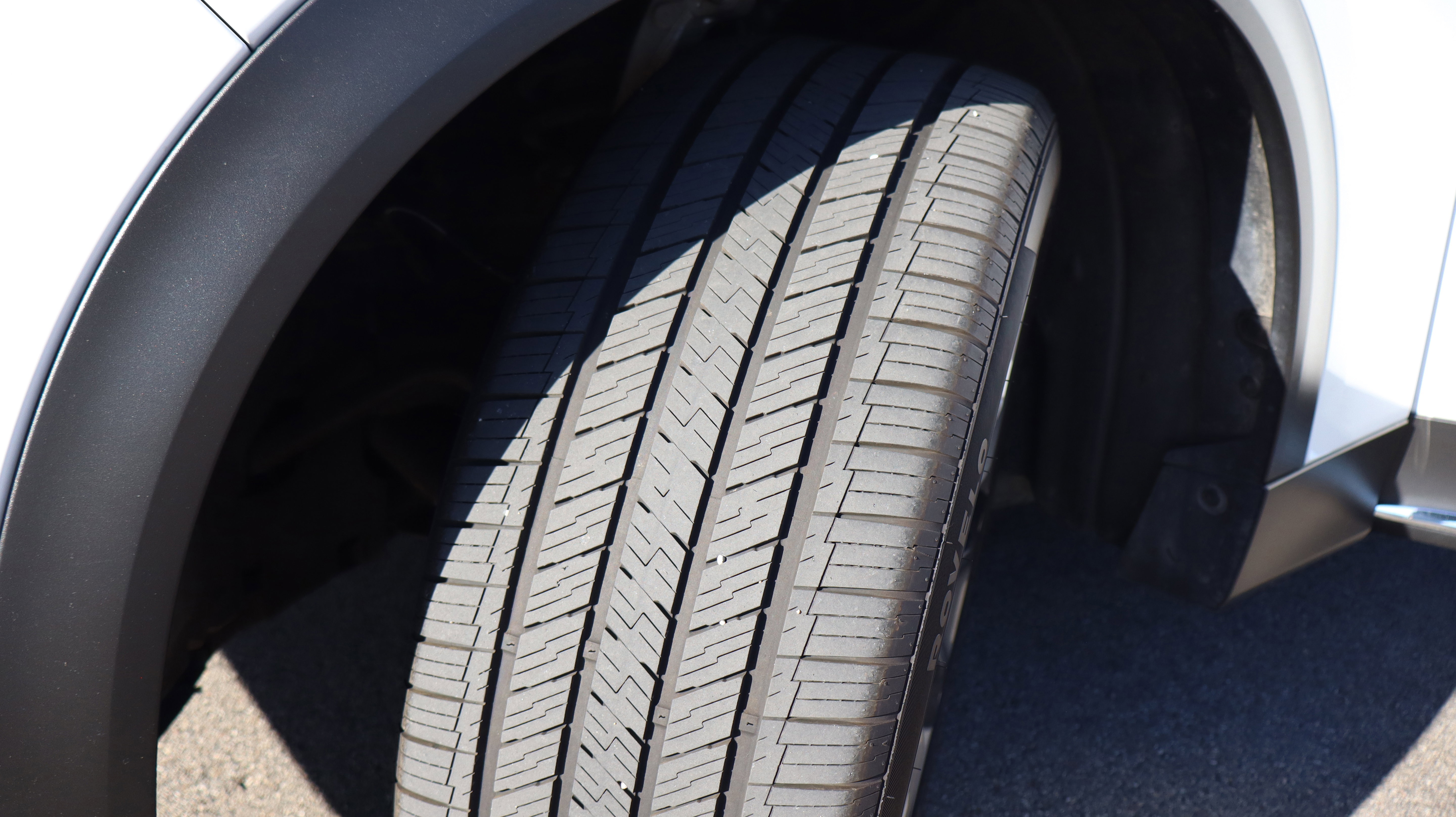 Used 2024 MAZDA CX-90 3.3 Turbo w/ Premium Package image 17