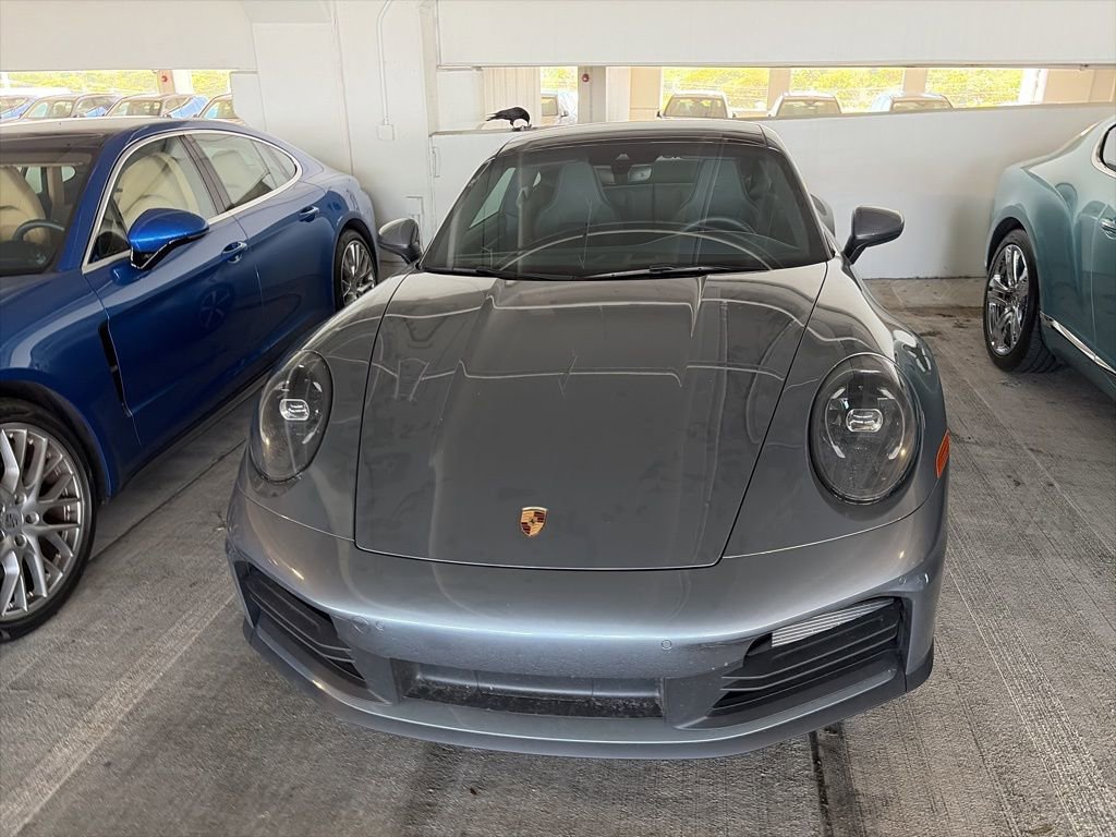 Certified 2025 Porsche 911 Carrera RWD image 4