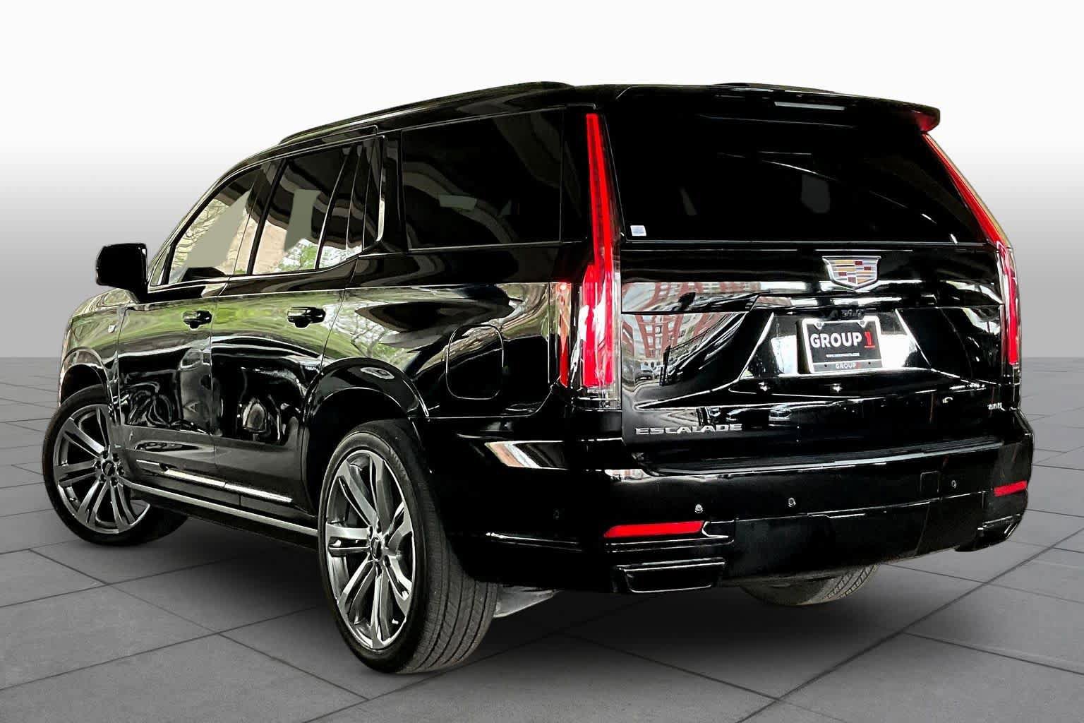 Used 2025 Cadillac Escalade Sport Platinum image 11