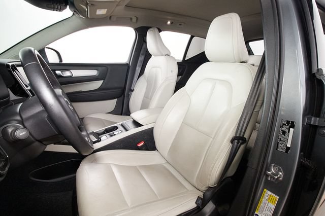 Used 2019 Volvo XC40 T5 Momentum AWD/4WD image 18