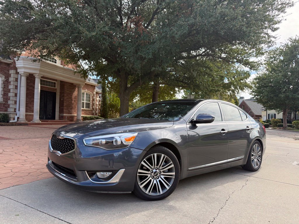 Used 2016 Kia Cadenza Premium