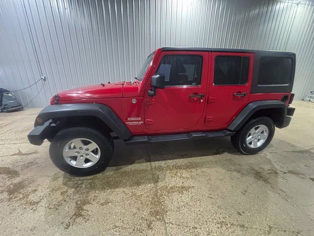Used 2012 Jeep Wrangler Unlimited Sport image 2