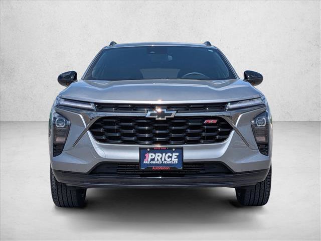 Used 2025 Chevrolet Trax RS w/ Driver Confidence Package video 2