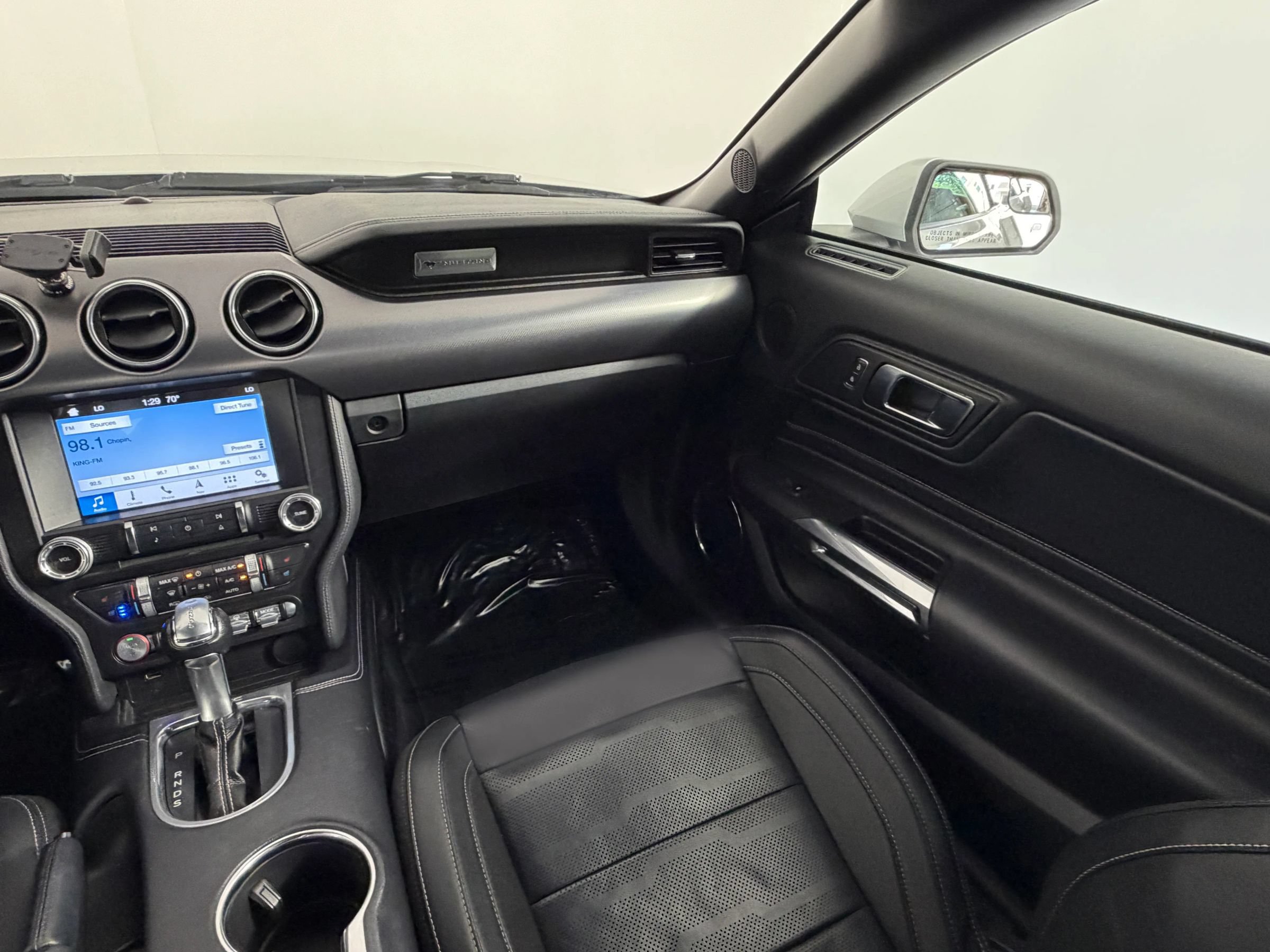 Used 2018 Ford Mustang Premium w/ Equipment Group 201A RWD image 20
