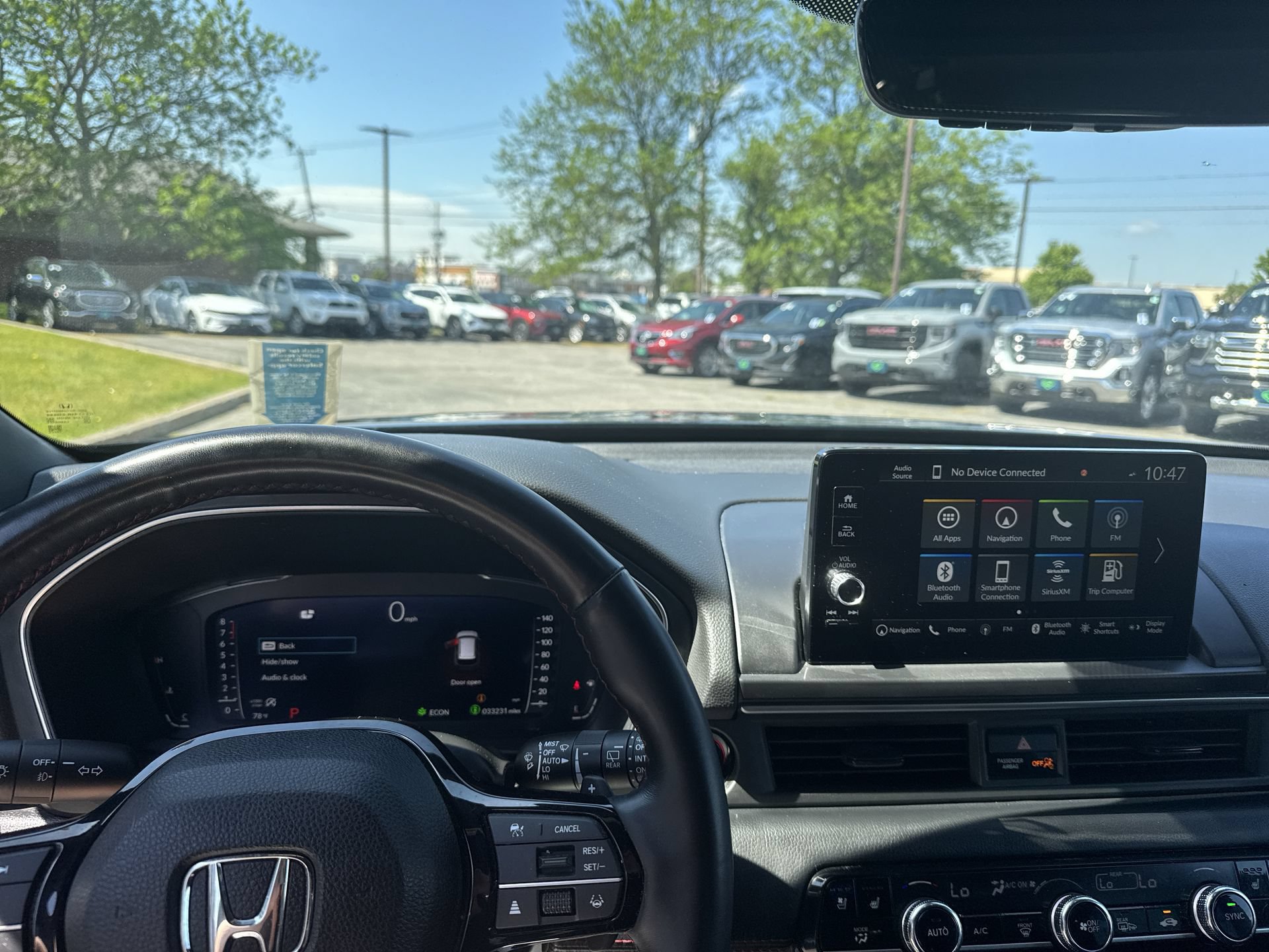 Used 2025 Honda Pilot Black Edition image 11