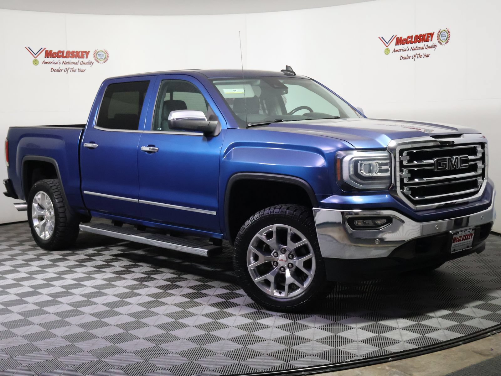Used 2018 GMC Sierra 1500 SLT AWD/4WD image 2