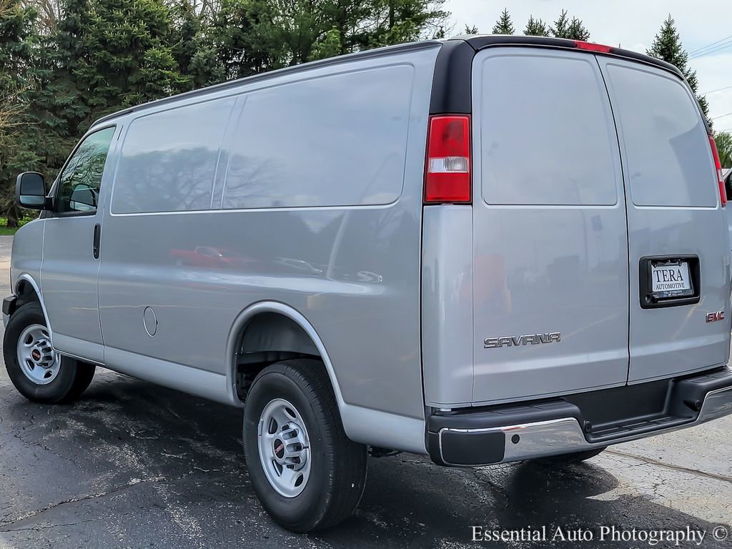 New 2026 GMC Savana 2500 w/ Driver Convenience Package RWD image 7