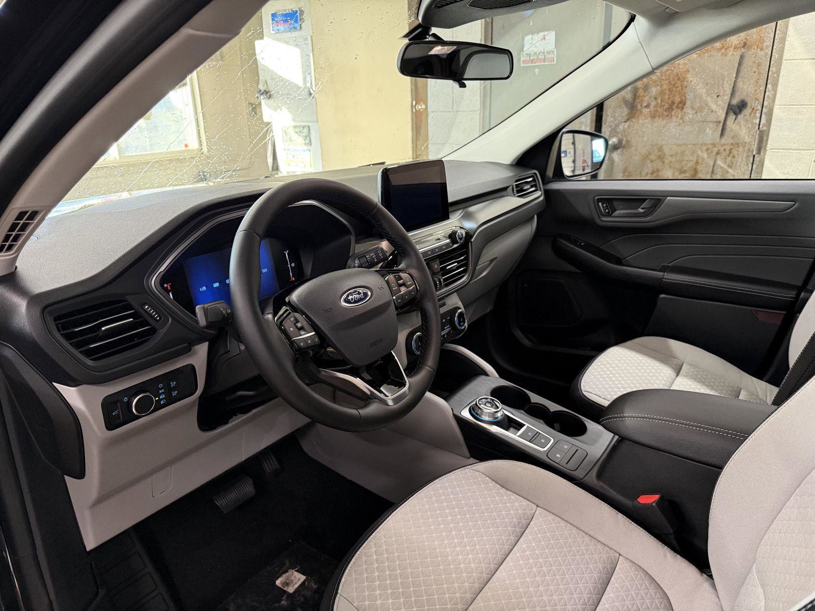 New 2026 Ford Escape Active w/ Cold Weather Package image 13