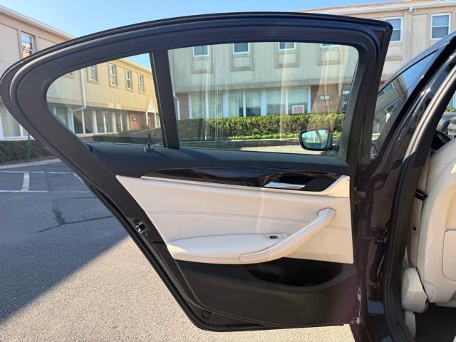 Used 2019 BMW 540i xDrive w/ Convenience Package image 27