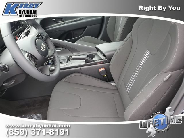 New 2026 Hyundai Elantra Sport FWD image 16