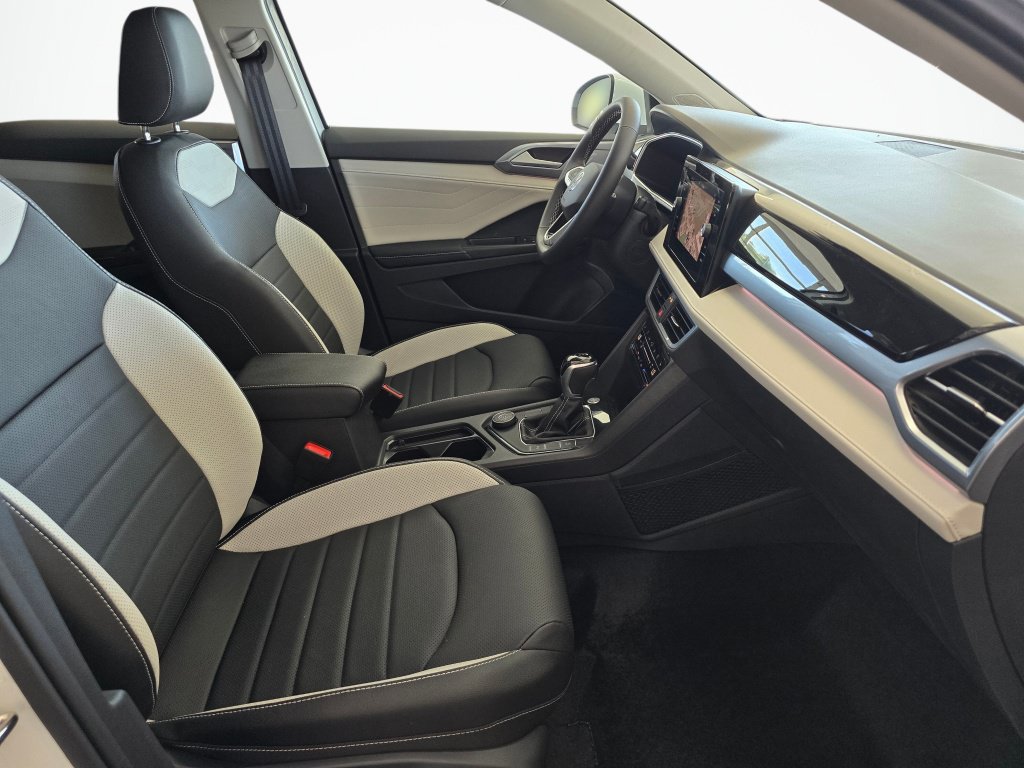 New 2026 Volkswagen Taos SEL AWD/4WD image 43