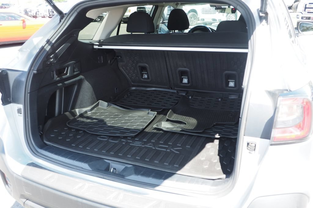 Used 2021 Subaru Outback Premium AWD/4WD image 18