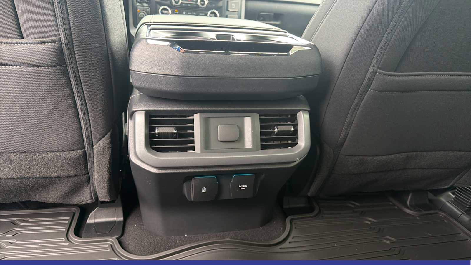 New 2026 Ford F150 XLT w/ Equipment Group 302A MID image 30