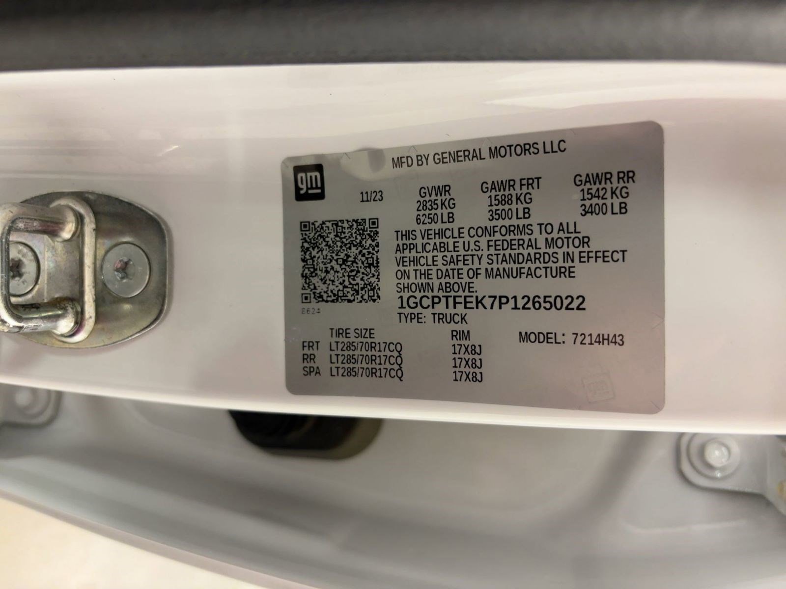 Certified 2023 Chevrolet Colorado ZR2 w/ ZR2 Convenience Package III image 20