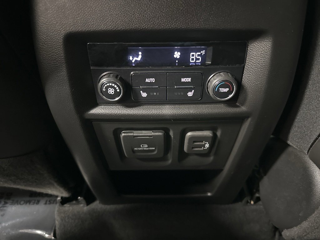 Used 2021 Chevrolet Traverse Premier w/ Redline Edition image 40