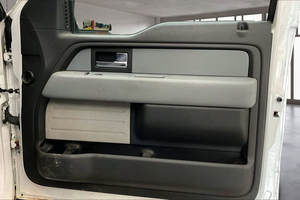 Used 2013 Ford F150 XLT w/ Luxury Equipment Group image 22