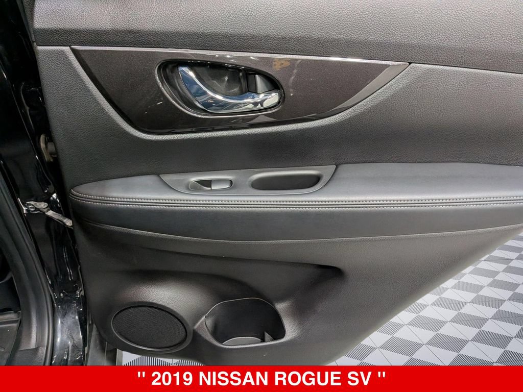 Used 2019 Nissan Rogue SV w/ Sun & Sound Touring Package AWD/4WD image 32