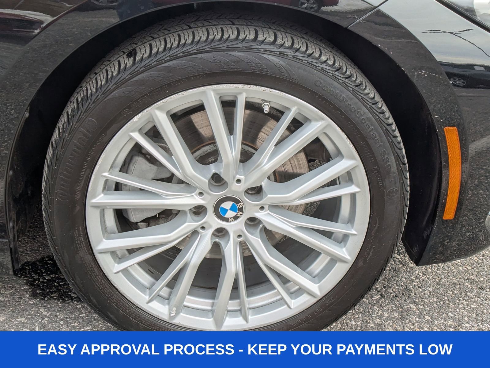 Used 2023 BMW 330i xDrive Sedan w/ Premium Package image 13