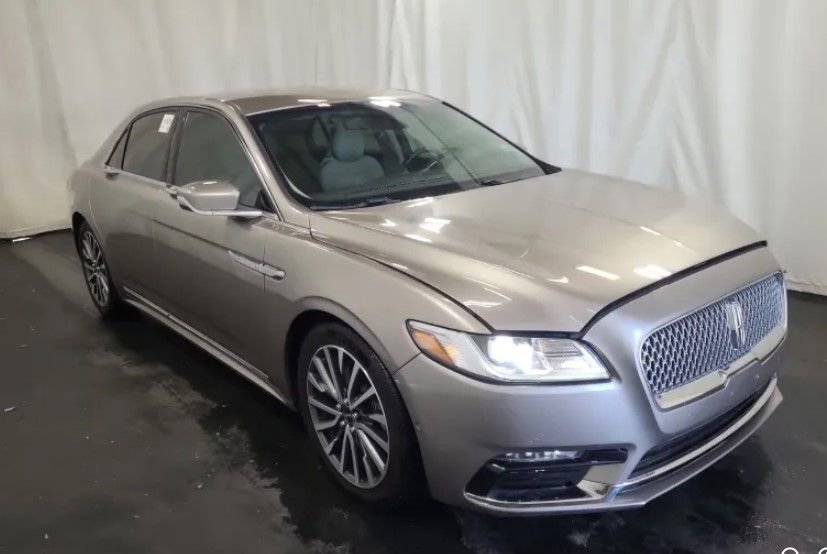 Used 2018 Lincoln Continental Select w/ Continental Climate Package FWD image 5