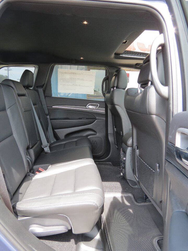 Used 2020 Jeep Grand Cherokee Limited w/ Trailer Tow Group IV AWD/4WD image 24