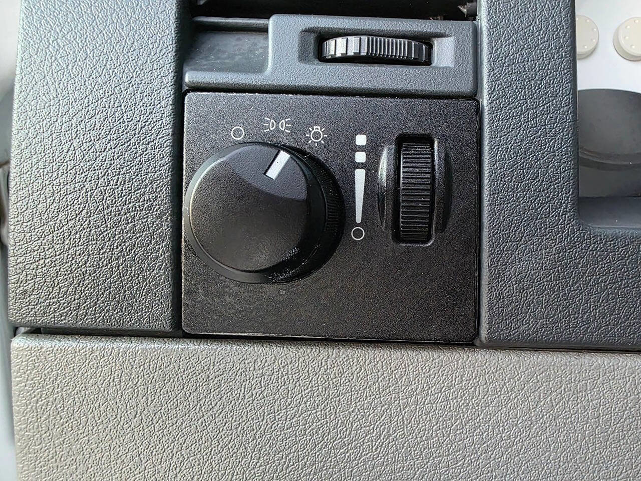 Used 2008 Dodge Durango SXT image 44