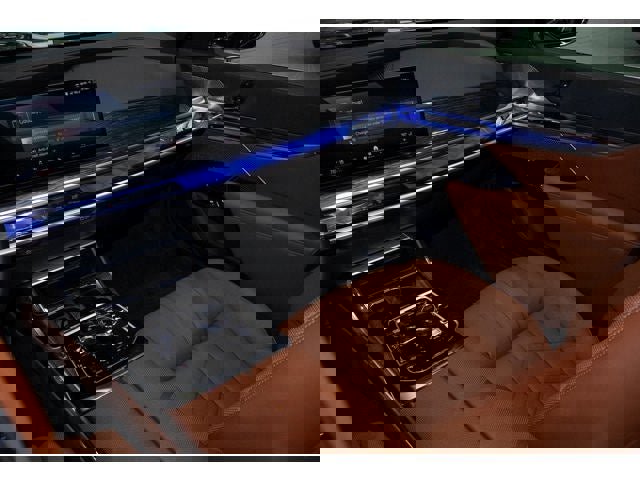 Used 2025 BMW i7 eDrive50 w/ Premium Package image 83