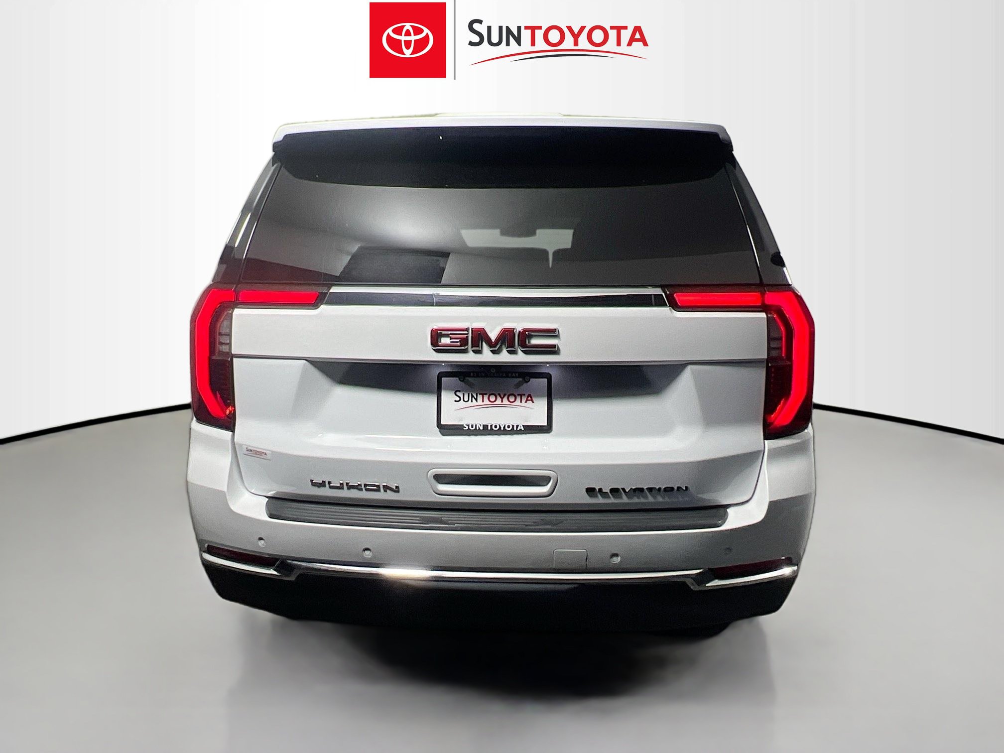 Used 2025 GMC Yukon Elevation RWD image 5