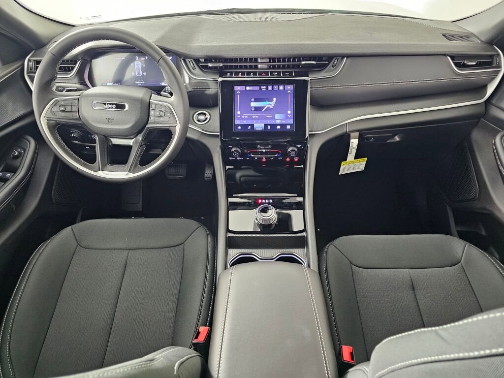 New 2025 Jeep Grand Cherokee Laredo X w/ Trailer Tow Package image 17