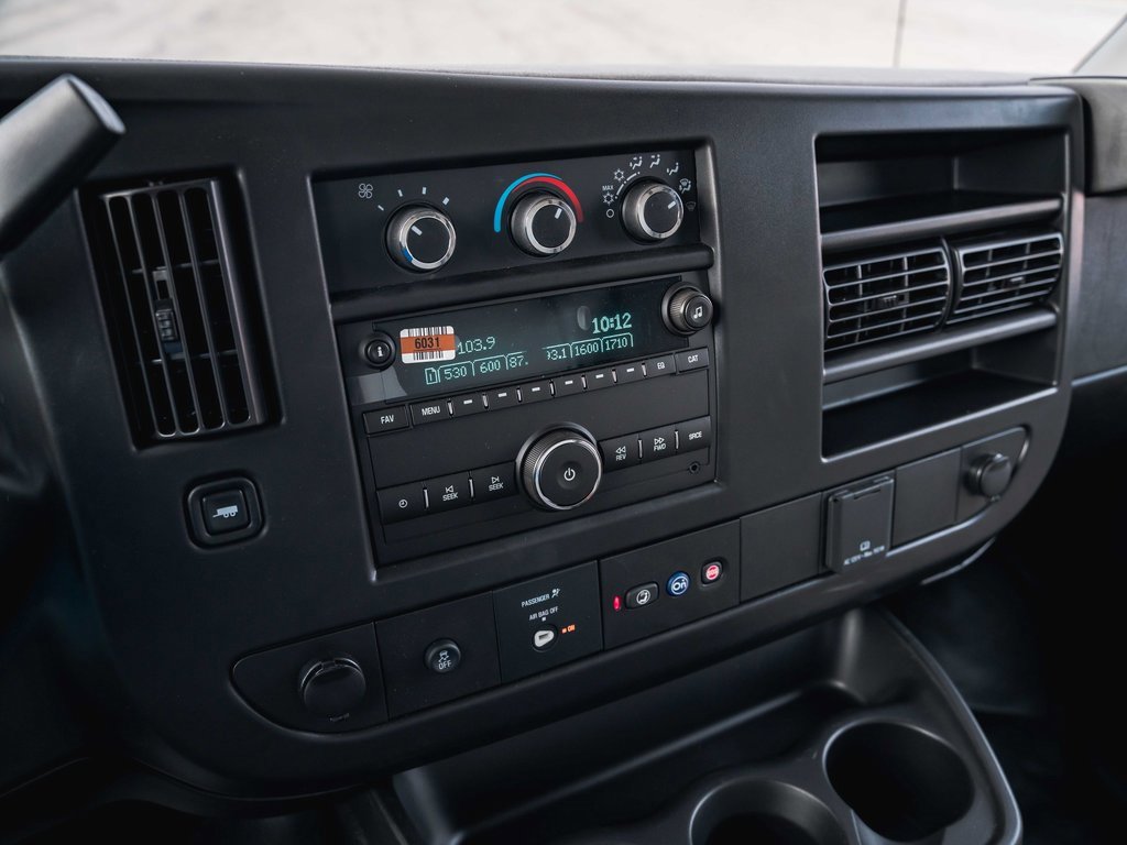 New 2025 Chevrolet Express 3500 w/ Power Convenience Package image 23