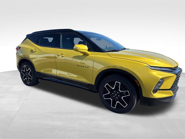 Used 2024 Chevrolet Blazer RS w/ Enhanced Convenience Package AWD/4WD image 9