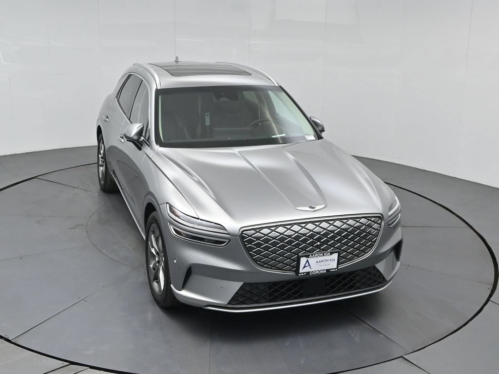 Used 2025 Genesis Electrified GV70 w/ Prestige Package AWD/4WD image 45