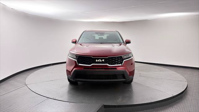 Used 2022 Kia Sorento LX FWD image 12