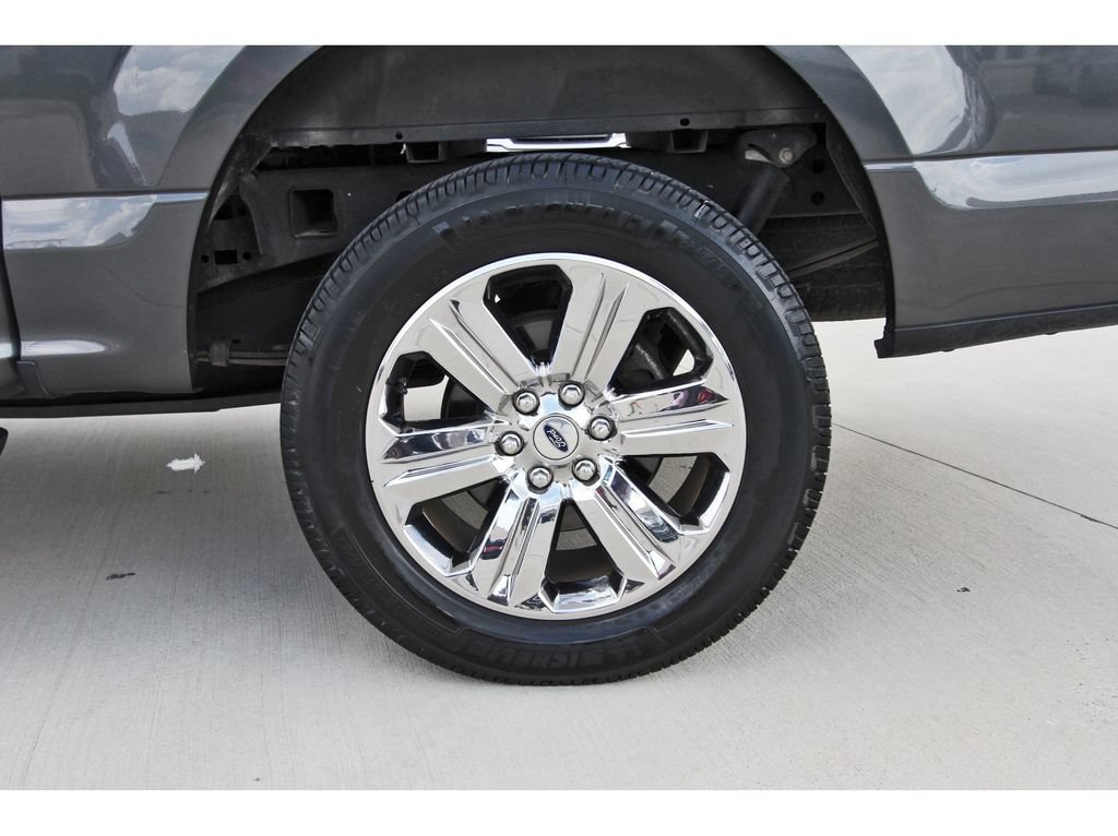 Used 2020 Ford F150 XLT w/ Equipment Group 302A Luxury AWD/4WD image 34