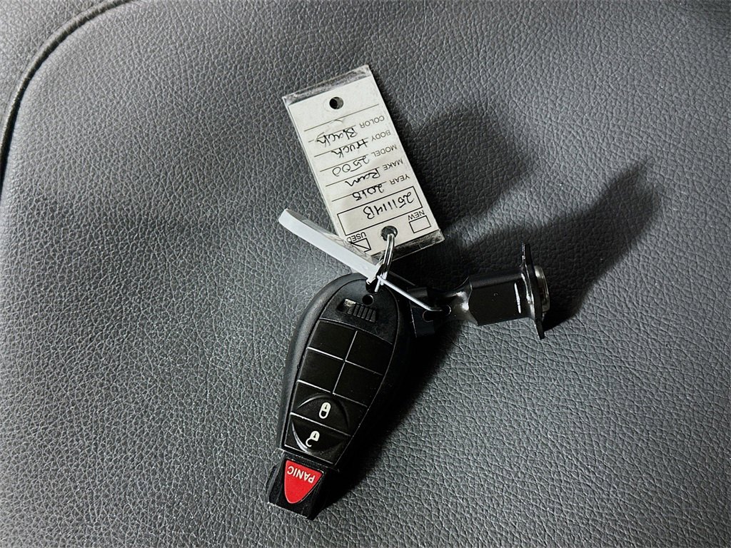 Used 2018 RAM 2500 SLT image 35