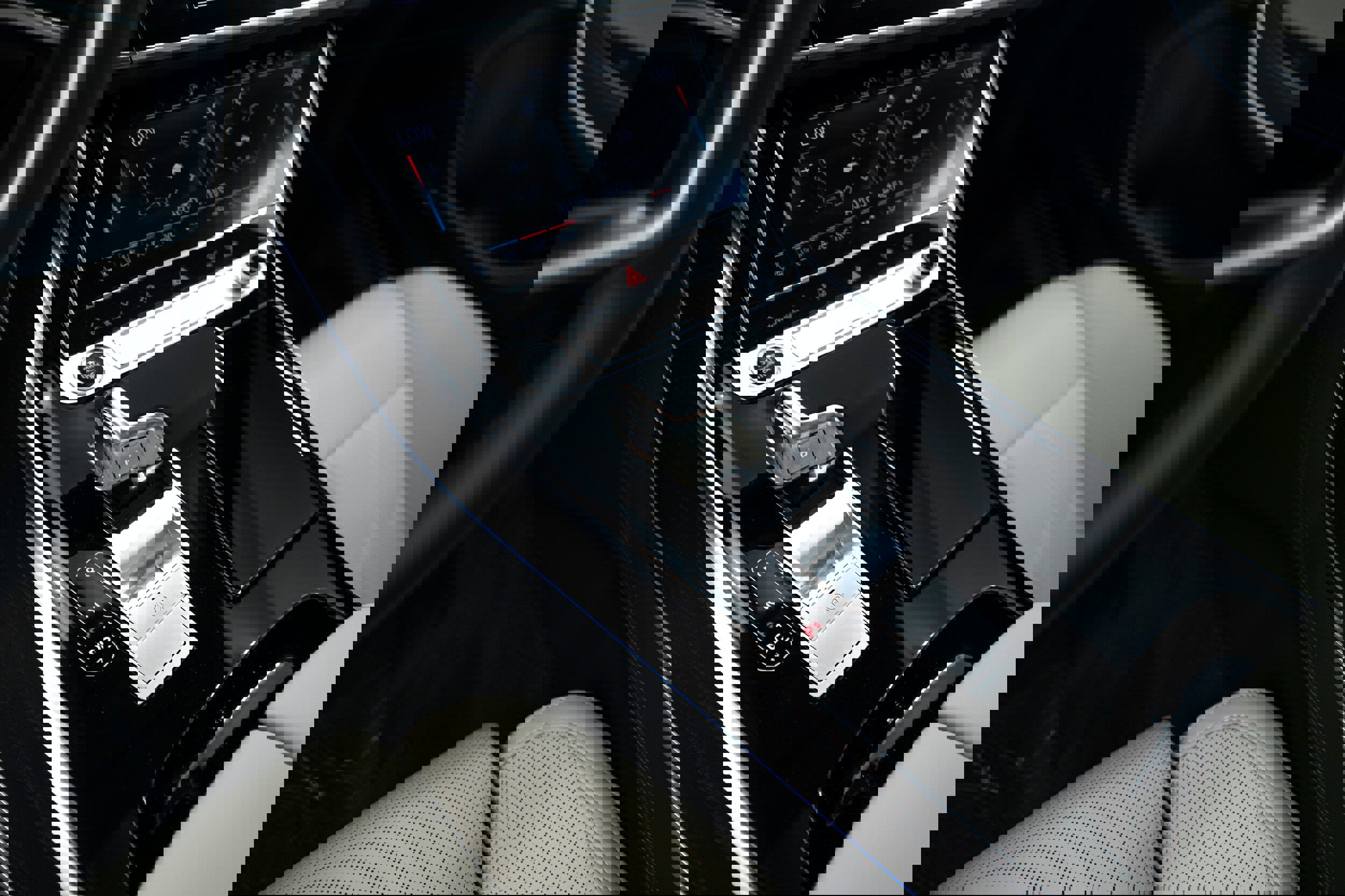 New 2025 Audi A8 L 3.0T image 12