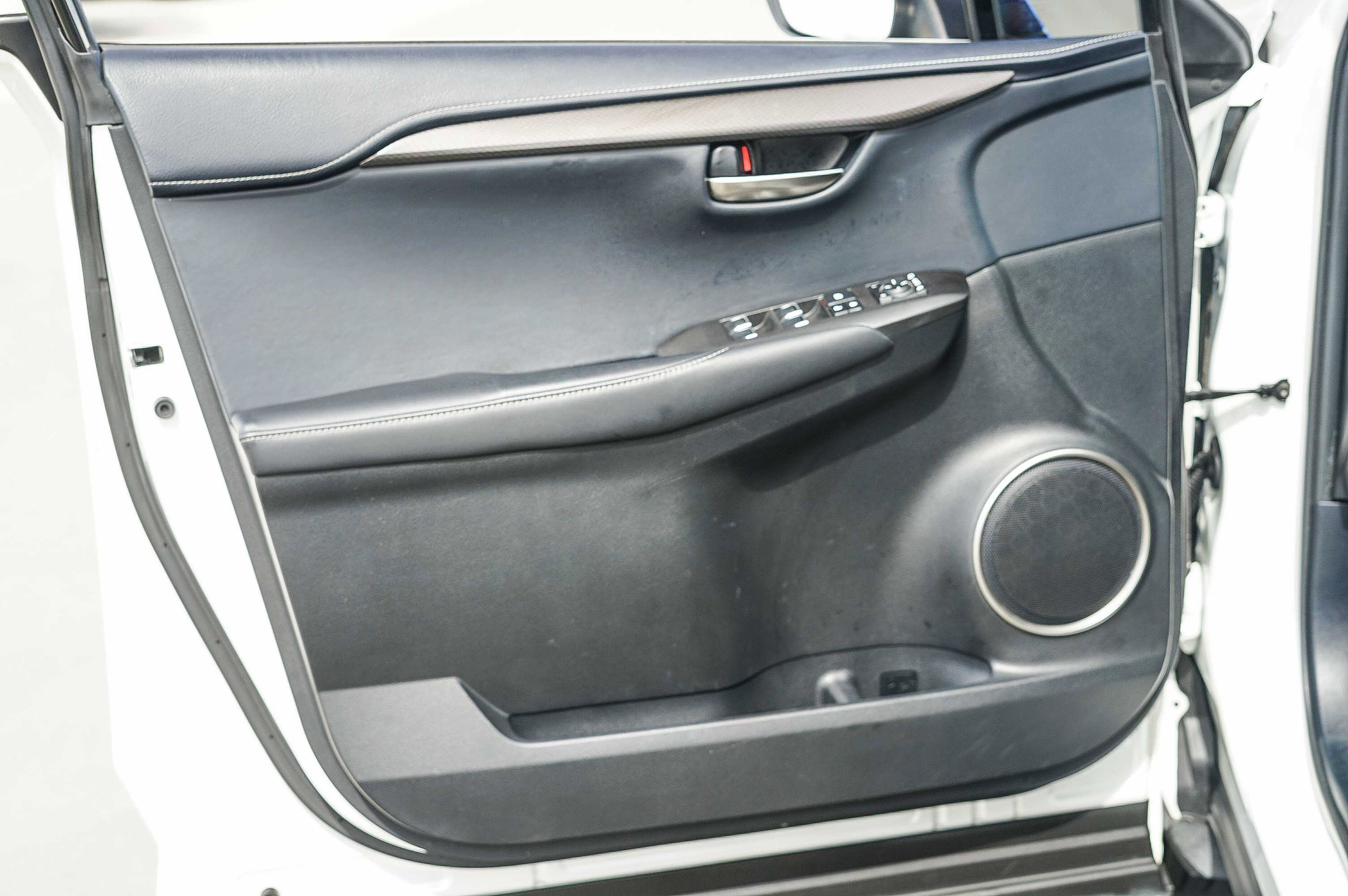 Used 2020 Lexus NX 300 FWD w/ Comfort Package image 23