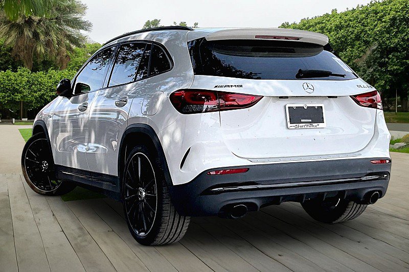 Used 2022 Mercedes-Benz GLA 35 AMG 4MATIC w/ Premium Package Lite image 9