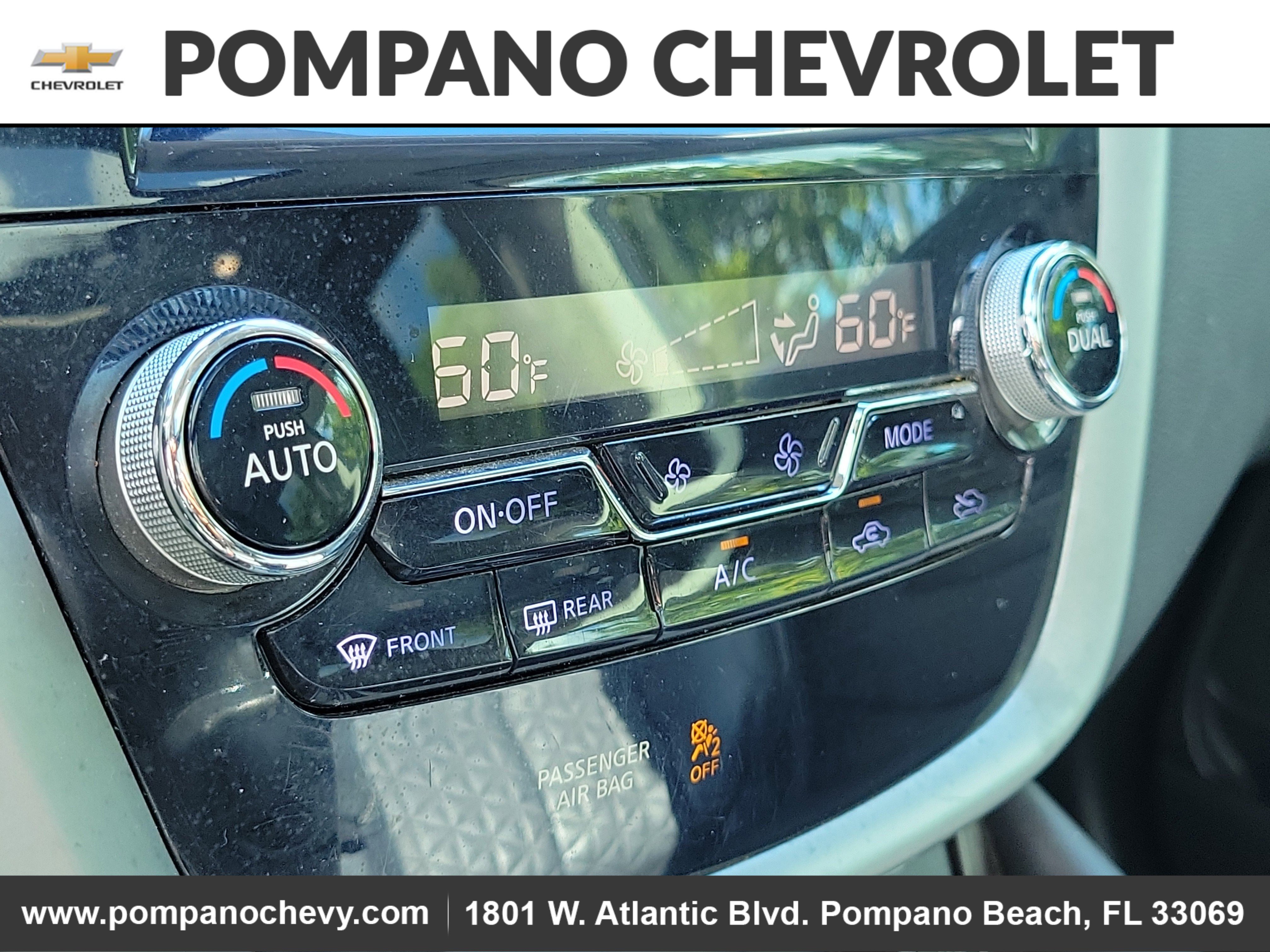 Used 2019 Nissan Murano Platinum w/ Cargo Package image 34