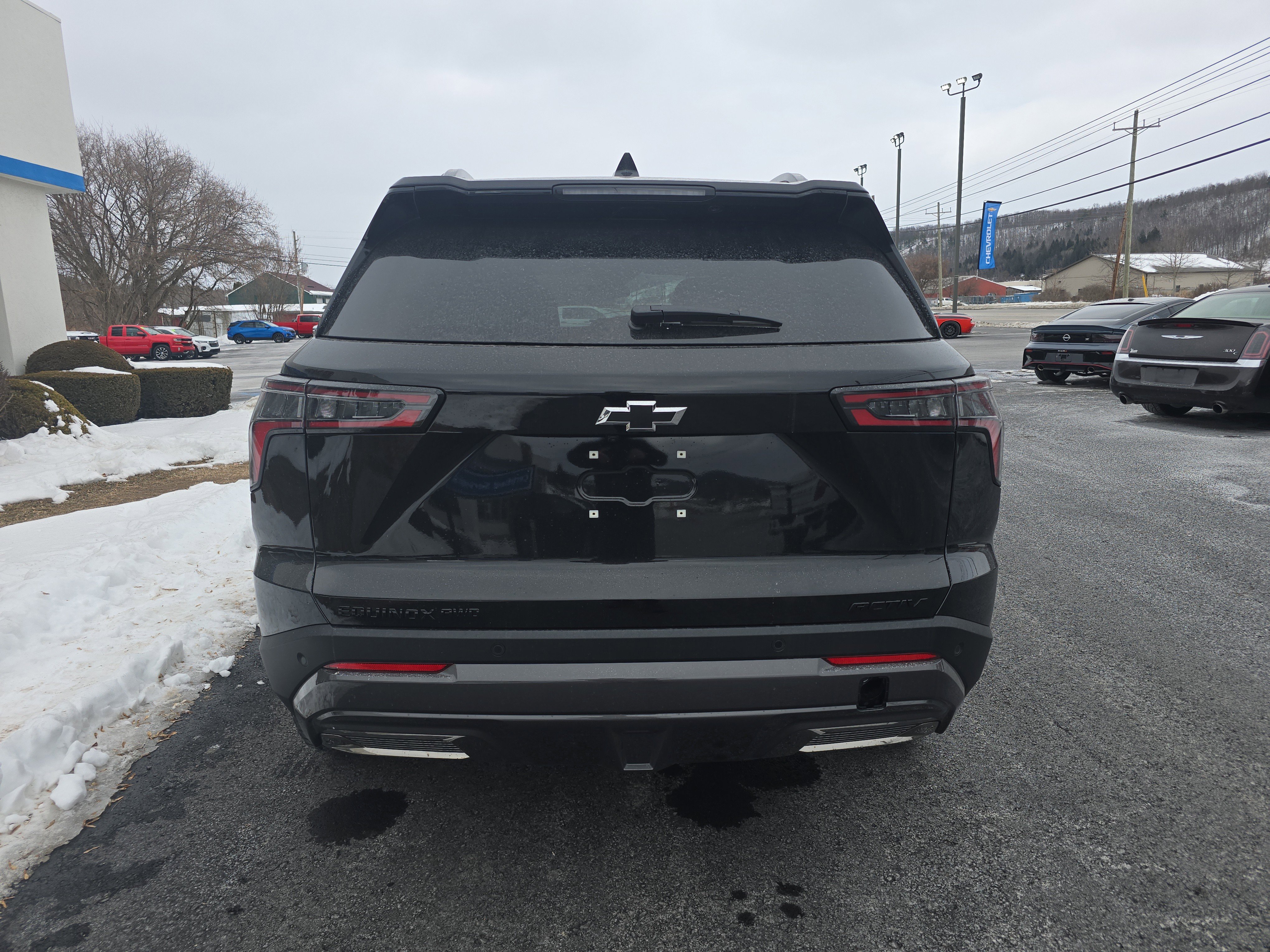 New 2026 Chevrolet Equinox ACTIV w/ LPO, Floor Liner Package image 4