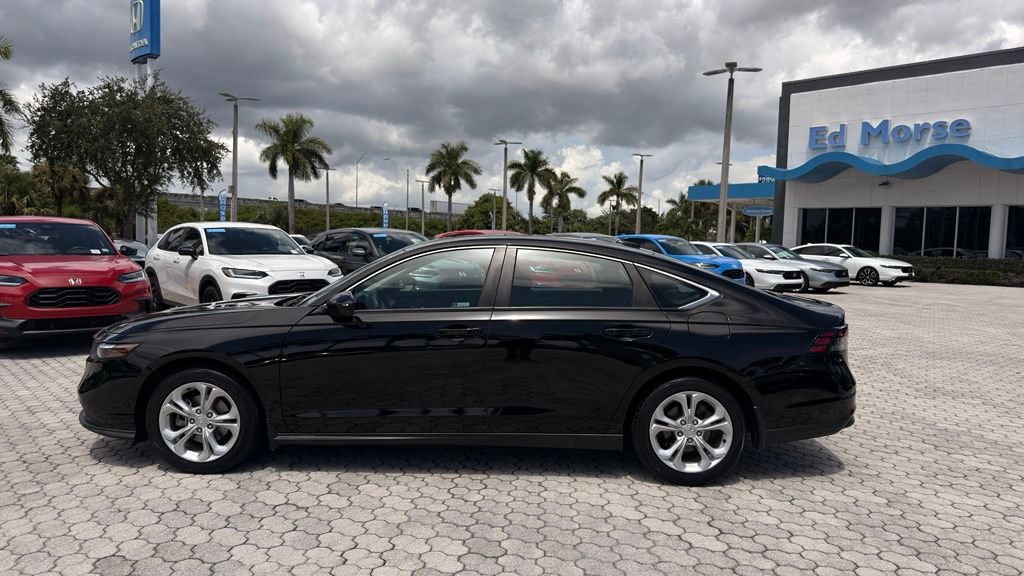 Certified 2023 Honda Accord LX image 3