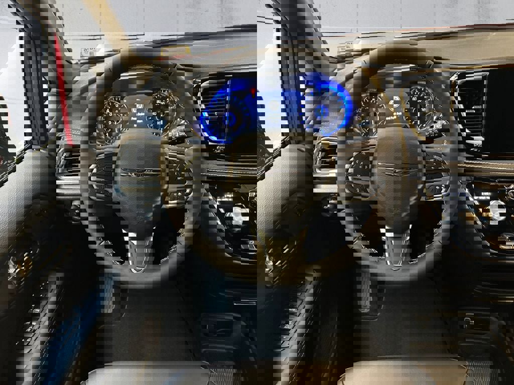 New 2026 Chrysler Pacifica Select image 13