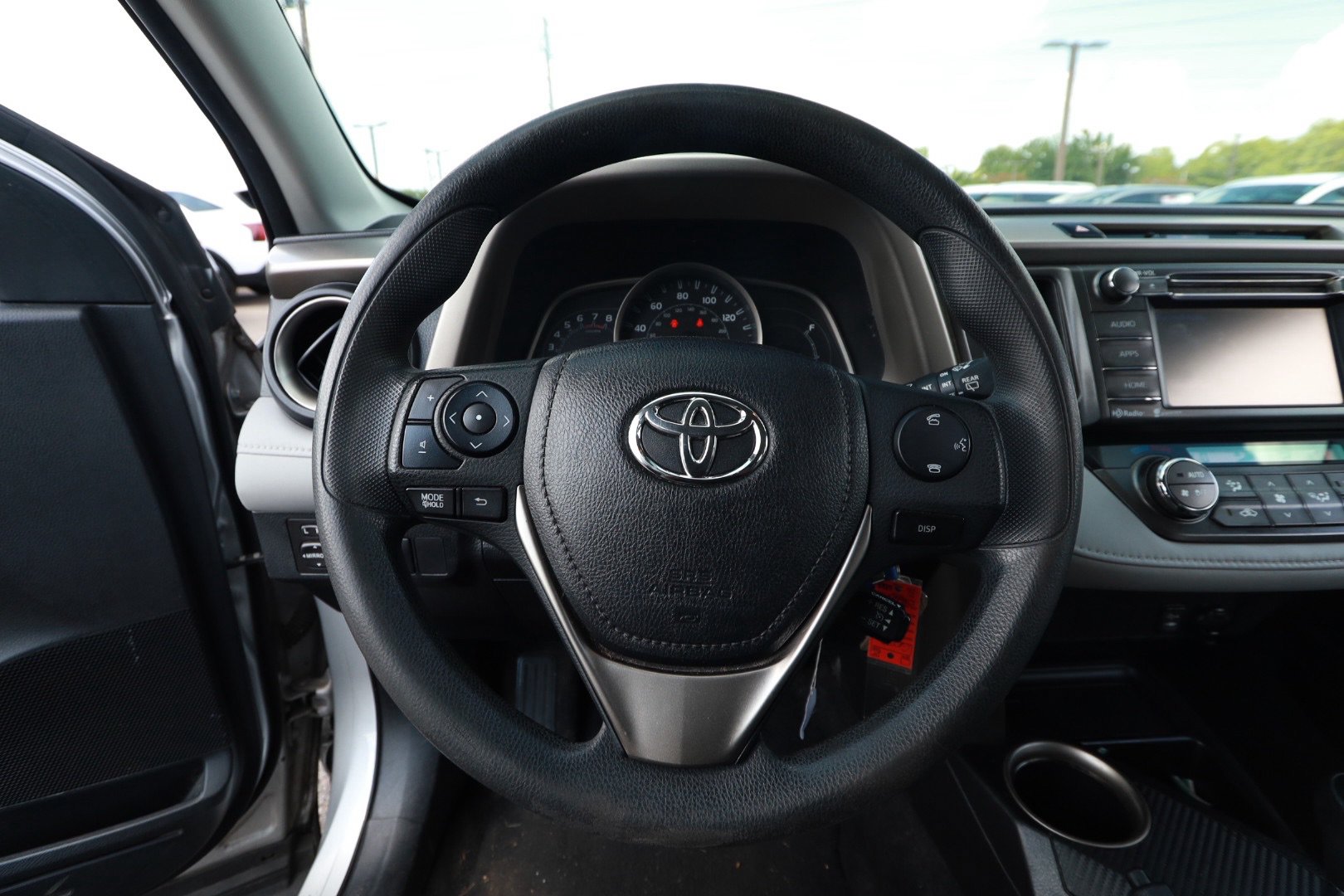 Used 2014 Toyota RAV4 XLE FWD image 9