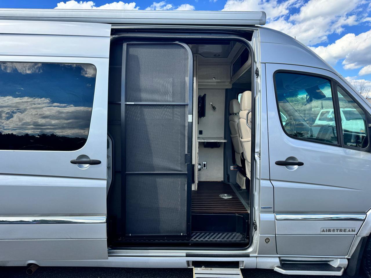 Used 2015 Mercedes-Benz Sprinter 3500 image 16