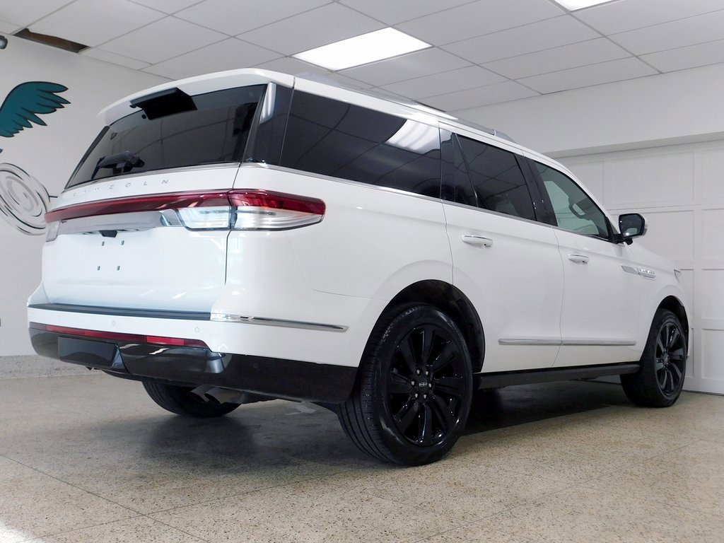 Used 2024 Lincoln Navigator Reserve w/ Equipment Group 201A image 7