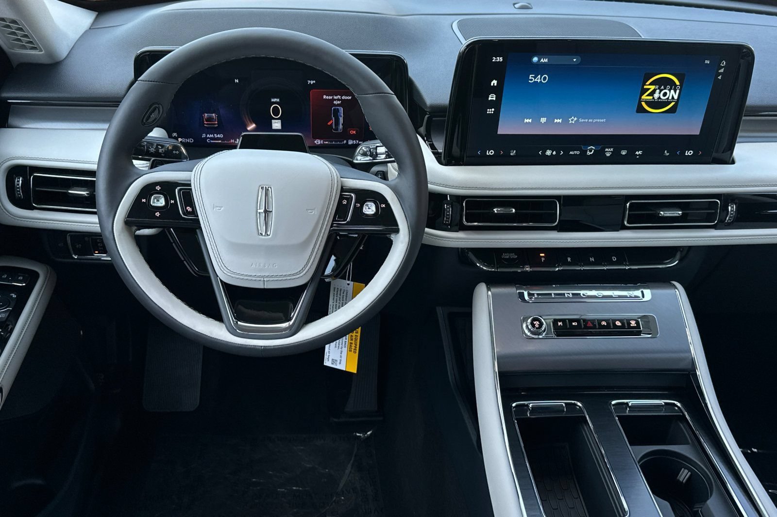 New 2026 Lincoln Aviator 2WD image 13